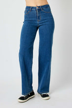 Load image into Gallery viewer, Judy Blue Full Size High Rise Straight Jeans
