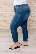 Load image into Gallery viewer, Judy Blue Daphne High Rise Skinny Jeans
