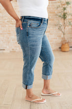 Load image into Gallery viewer, Judy Blue Laura Mid Rise Cuffed Skinny Capri Jeans
