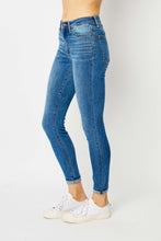 Load image into Gallery viewer, Judy Blue Full Size Cuffed Hem Mid Rise Skinny Jeans
