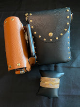 Load image into Gallery viewer, Quinn Crossbody Bag
