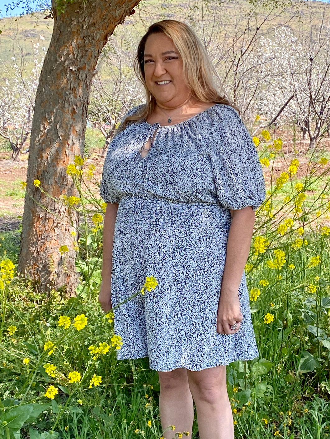 Black and White Mini Floral Romper - Curvy