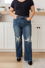 Load image into Gallery viewer, Rose High Rise 90&#39;s Straight Jeans by Judy Blue in Dark Wash
