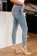 Load image into Gallery viewer, Judy Blue Sherry Mid Rise Release Waistband Detail Skinny
